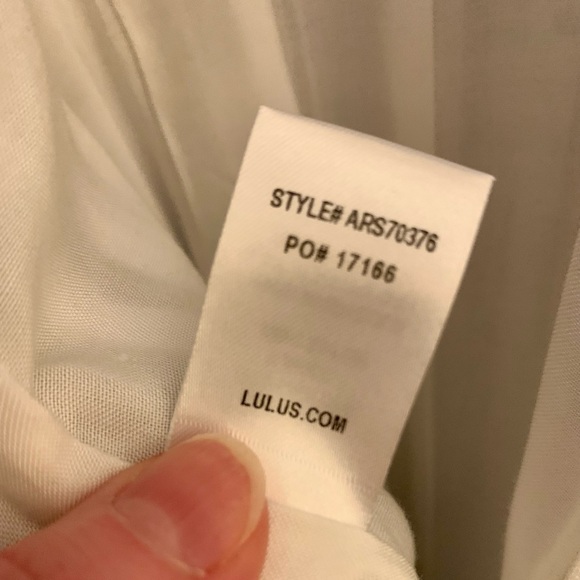 Lulu’s Off-White/Black Striped Romper Jumpsuit Size L - Picture 11 of 11